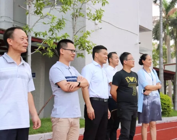 活力篮球赛 - 揭阳一中众智外国语学校