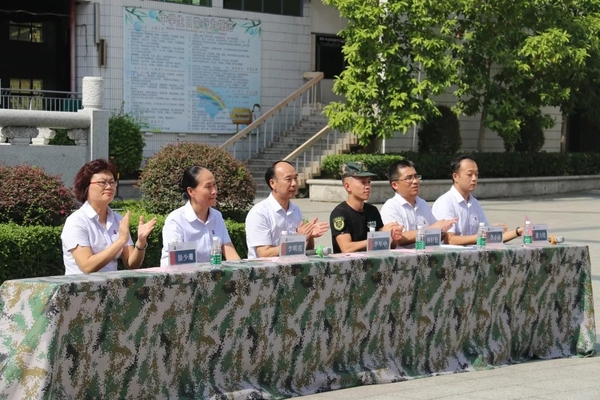 【新生军训】揭阳一中众智外国语学校2018年初一新生军训开营动员大会